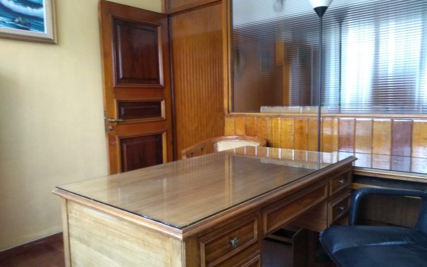 Arriendo oficina compartida